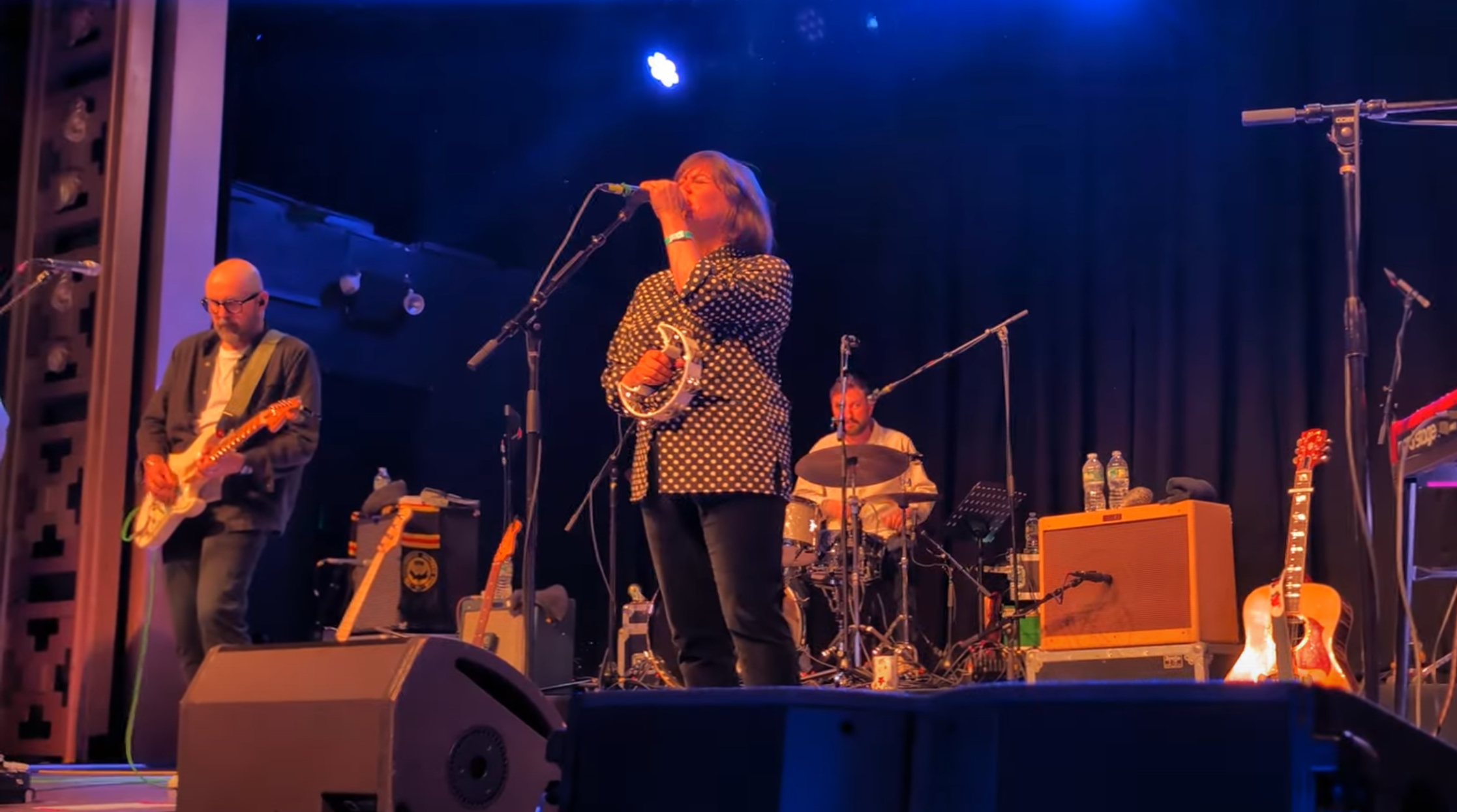 Camera Obscura Mesmerizes Webster Hall with Dreamy, Nostalgic Performance